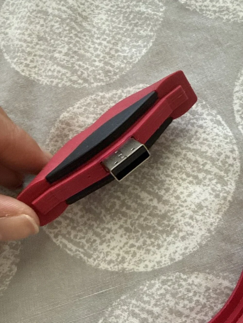 NEW Marc by Marc Jacobs Lips USB Memory Stick Key Chain